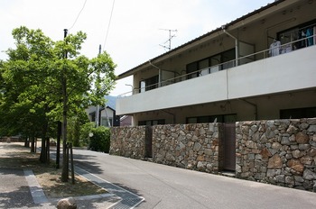 004.jpg