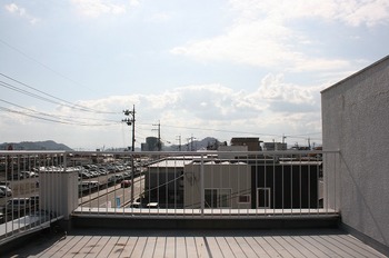 005.jpg